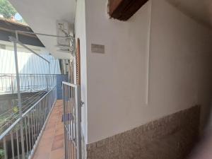 A Due passi dal lago-A STONES THROW FROM THE LAKE