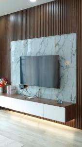 3 Bedroom Apartment Emerald - Celadon City
