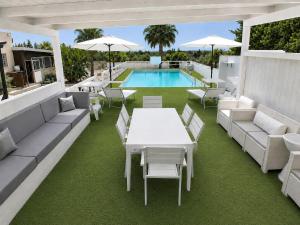 Villa Acqua Dolce by villeorlando