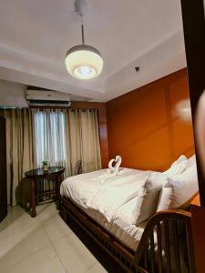 Shell residence Staycation Near MOA and NAIA - JOSH