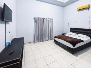Urbanview Syariah Hotel Horas Palopo