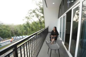 Hills And Valley Resort