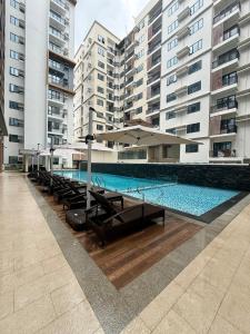 The Perch at Two Regis Megaworld
