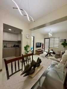 The Perch at Two Regis Megaworld