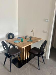 Emmas Riva-Dream relax - im Herzen von Riva del Garda mit Terrasse, WLAN, Garage und 3 Citybikes