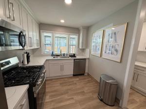 LSU House - 4 bedroom sleeps 12 - On Campus