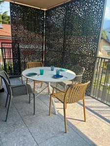 Emmas Riva-Dream relax - im Herzen von Riva del Garda mit Terrasse, WLAN, Garage und 3 Citybikes