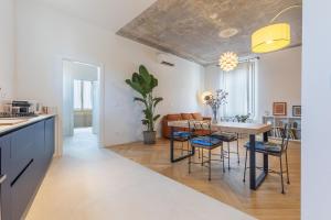 GuestHost - CB12 Central and Modern Apartment