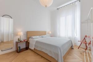 GuestHost - CB12 Central and Modern Apartment