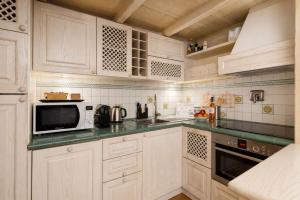 Splendid Home Pantheon