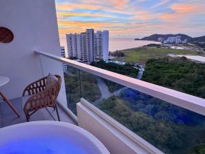 Suite con Jacuzzi y Hermosa Vista al Mar
