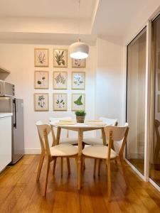 Modern 1BR Staycation in Acqua Private Residences