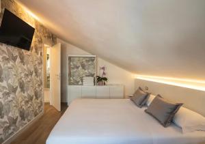 Villa Marmo Mansarda 2 Camere Smart TV WiFi Aria Condizionata