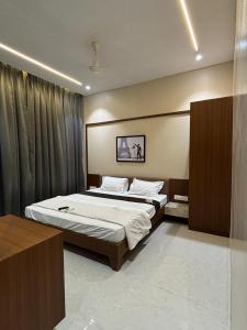 Hotel Sai Sidheshwar and Hotel Samruddhi