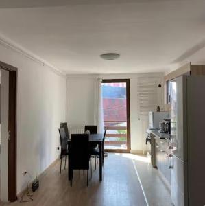 Quiet flat near city center
