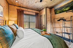 Bear Valley Luxe Retreat | Indoor Pool & Hot Tub by StayLage