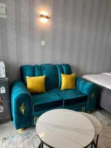 Wayne Suites