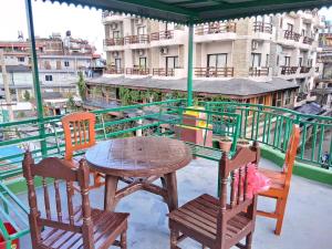 GreenHome 3 Fully furnished 1BHK Studio Apartment