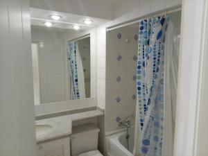Habitación matrimonio baño en suite