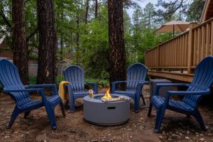 Hotevilla A-Frame Cabin with Wi-Fi & Pine Tree Views