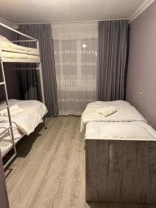 Guesthouse Riverside Bagiana