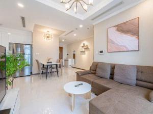 LANDMARK High Floor Luxury Residence with Stunning Bitexco Views