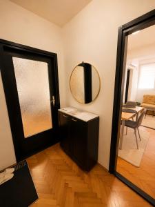 Fenix Apartman V