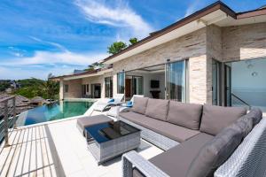 Villa Zacaria 180 Degree Seaview Beach access Breakfast included