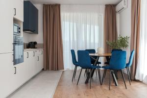 Hubix Suites - City of Mara - M12A