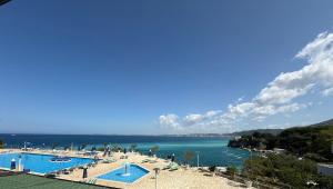 Amazing View! B & C New Apartment in Vlora