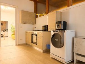 AleMi Casa Vacanza Moderna vicino al Mare