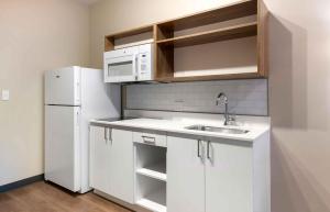 Extended Stay America Premier Suites - San Antonio - North