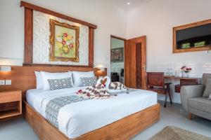 Luxury 4BR Villa with Private Pool Near Lovina Beach