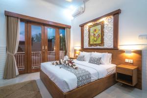 Luxury 4BR Villa with Private Pool Near Lovina Beach