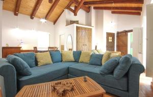Stunning Home In Valle Dellangelo