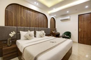 Hotel Sudeer Palace