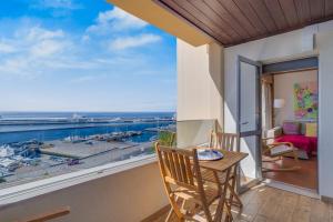 Vista Pontinha Ac & Harbor View