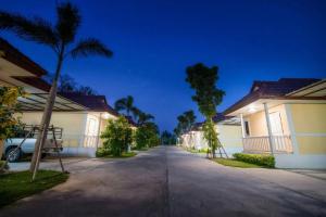 ตะวันรีสอร์ทลพบุรี Tawan resort lopburi