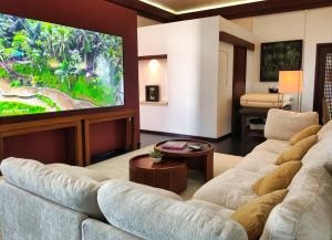 Luxury Villa with Butler Service and Spa