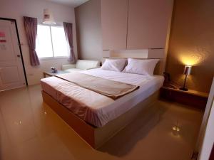 Bearing 26 Hotel