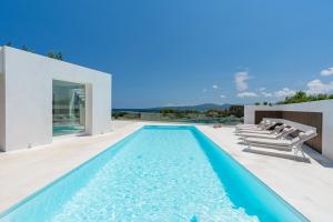 Beautiful VILLA SΛN with an incredible sea view