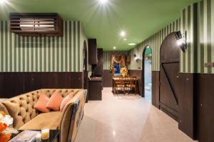 The Castle Pratumnak Hill Pattaya 6 Bedroom