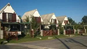 Cabañas "Las Caracolas" - 科斯塔阿苏尔