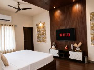 Cozy 2 BHK Private apartment in city
