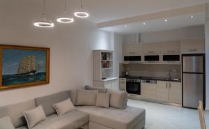 First line sea Apartment