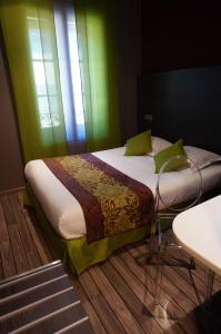 Hotels LOGIS Hotel de Bourgogne - Macon : photos des chambres