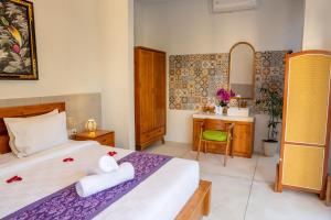 Putih Kuning Lakoso Villa Ubud