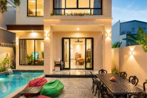 Paradise 4BR Villa - Private Pool, Karaoke & Near My Khe Beach