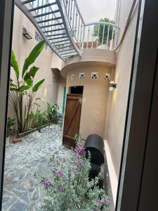 The 76 Courtyard House