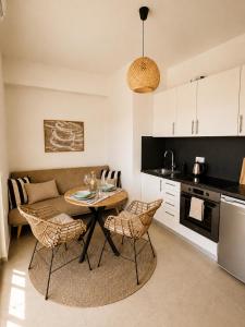 Kallisti Seaside Apartment - 50m from Sandy Beach